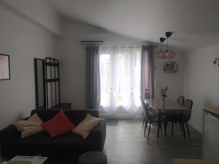 MérindolLe Petit Pied A Terre Du Luberonアパートメント エクステリア 写真